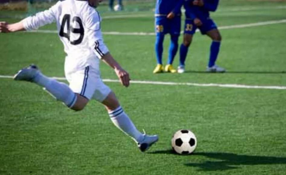 怎样练好足球守门员,怎样练好足球