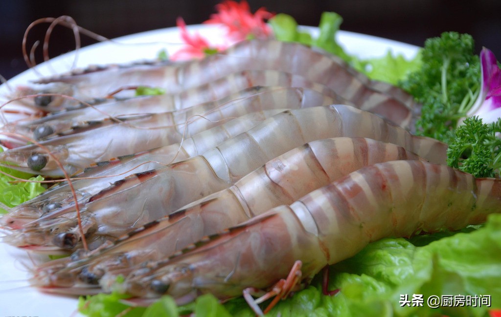 活大虾怎么冷冻才能保鲜,大虾怎么解冻才能保鲜