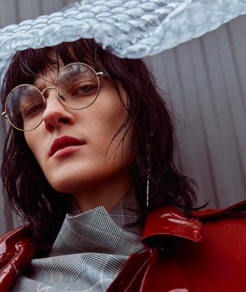 *生妹学**才戴眼镜？别闹了，这么想的人难怪时髦不起来！