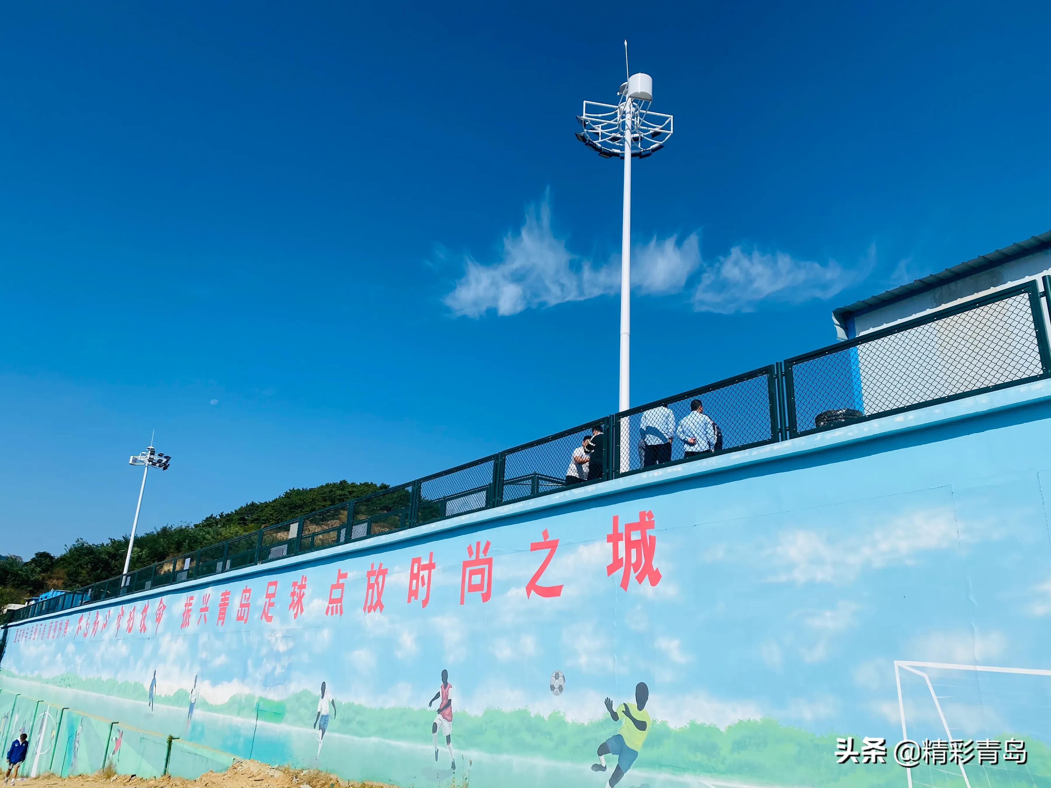 2018年崂山区社区杯足球比赛,踢球去社区联赛