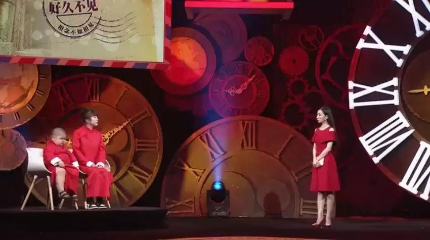 堪比当年的迈克尔杰克逊,迈克尔杰克逊巅峰长相