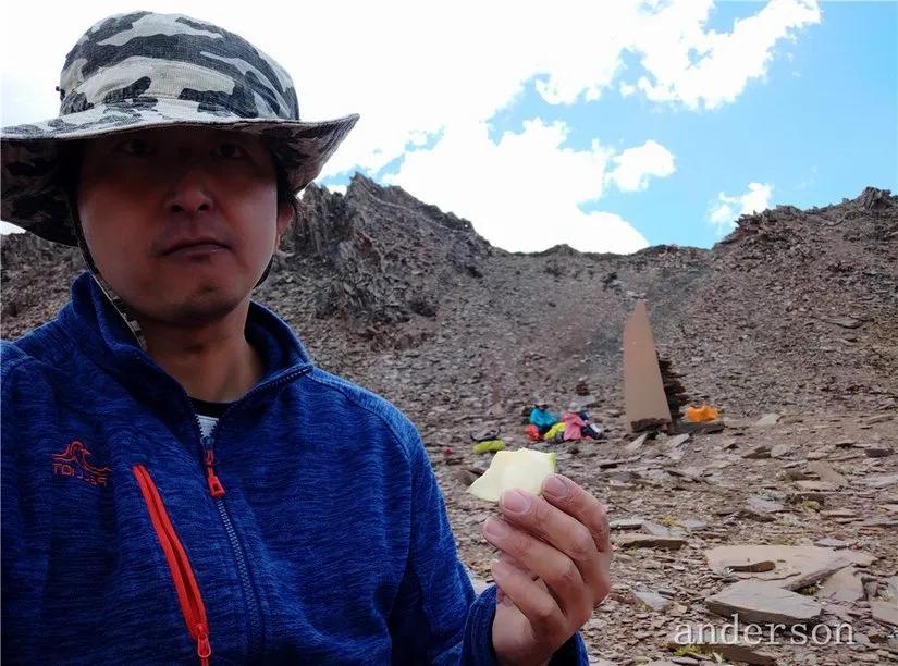 陪着贡嘎过仲秋，深夜听到女生的尖叫（上）