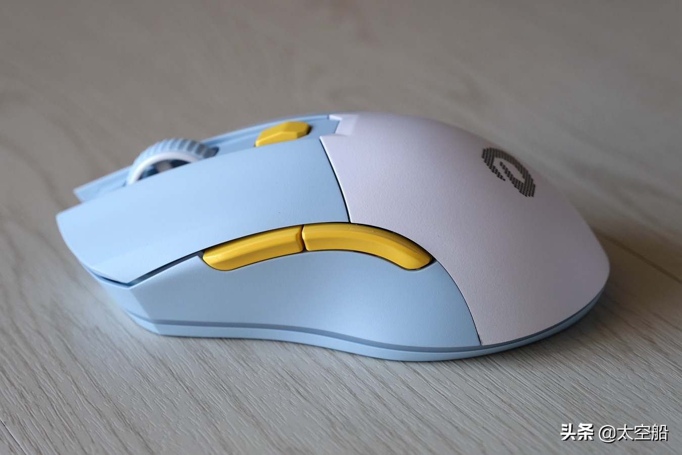 达尔优鼠标lm122和em901,达尔优em901鼠标怎么调dpi