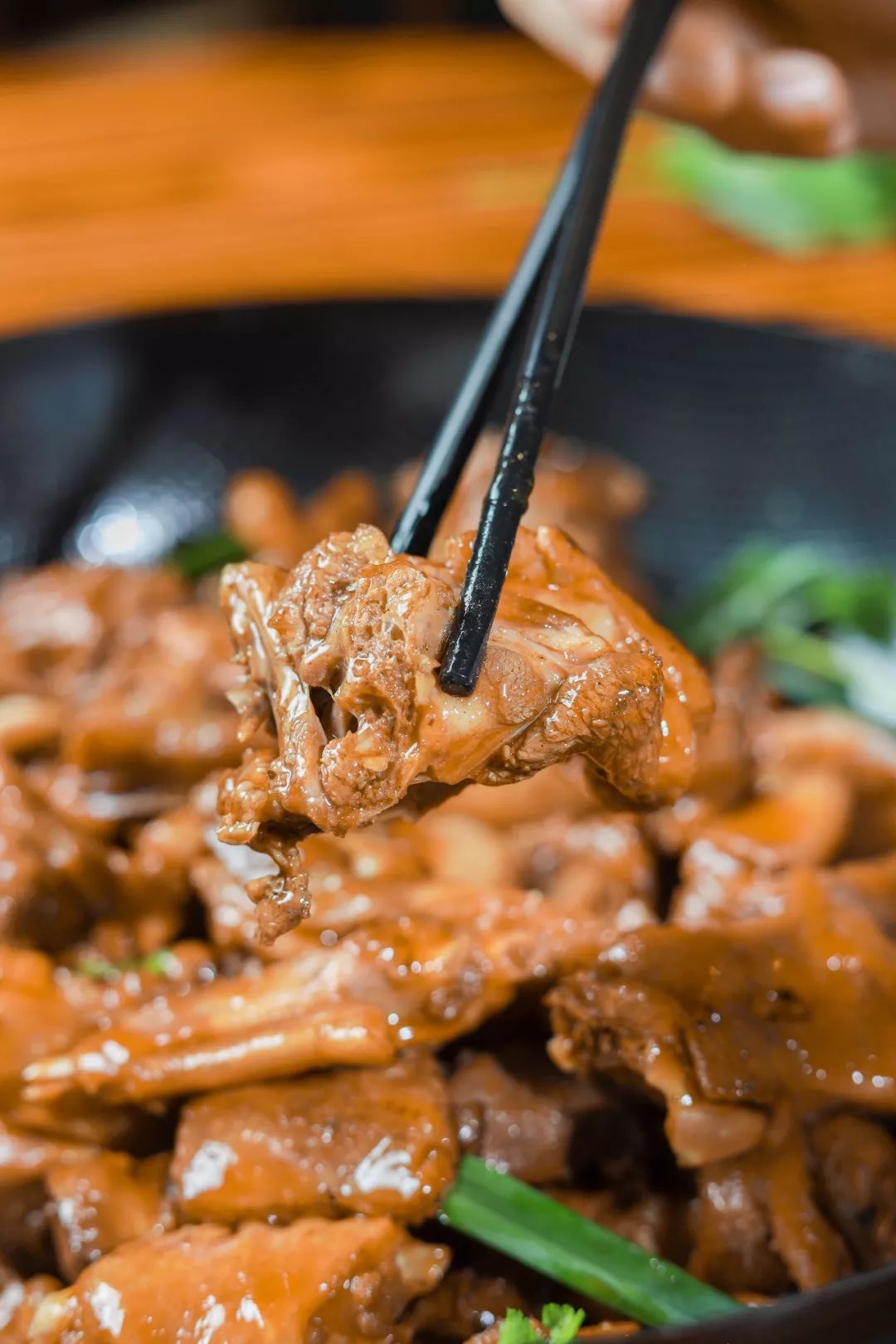 南海有间专注食驴肉的爆抵农庄，人均40元叹全驴宴