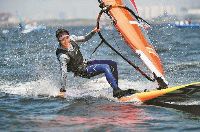 中国皮划艇队划船机,皮艇划船机正确姿势