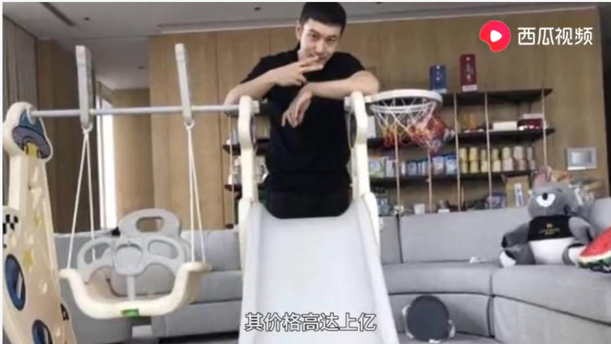 关晓彤鹿晗官宣之前互动微博,关晓彤鹿晗同居了吗