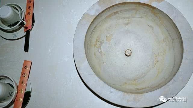 在云南正宗蒸汽石锅鱼在哪里,石锅鱼蒸锅