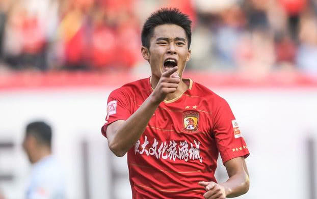 韦世豪鲁能新星,何超韦世豪