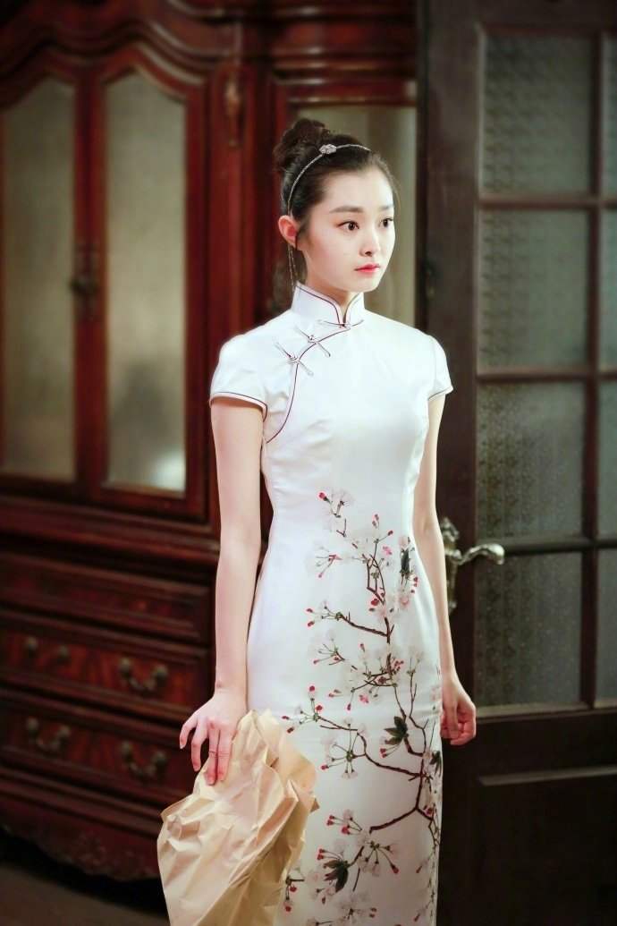 宋轶穿的现代服装,宋轶的好嫁风造型怎么样