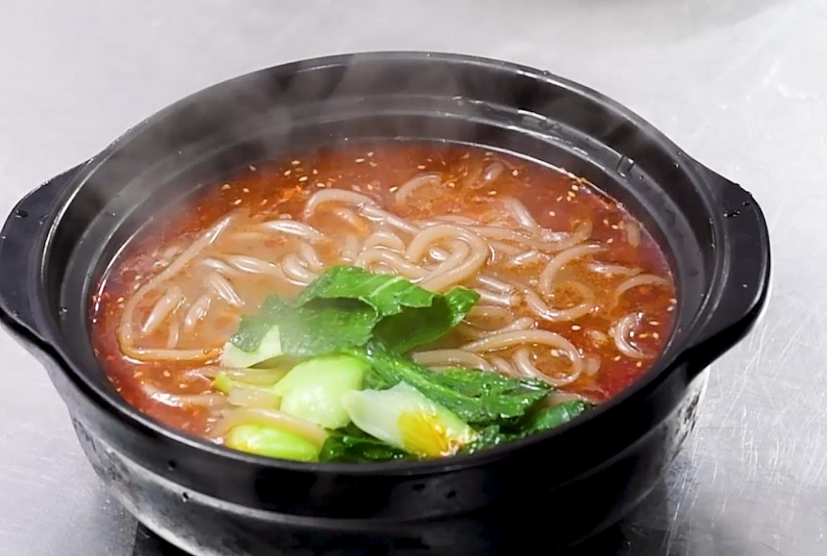 正宗酸辣粉技术配方视频,酸辣粉家常做法视频