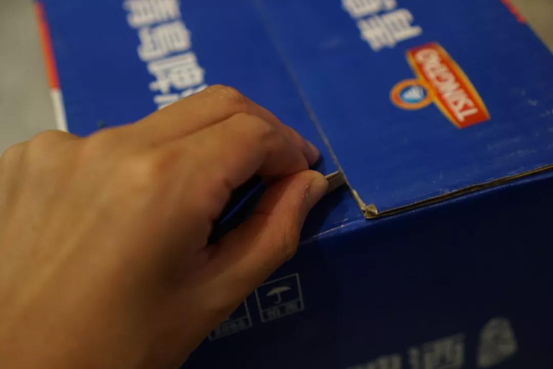 「青蛙评测」上海申花X青岛啤酒，是为信仰充值还是交智商税？