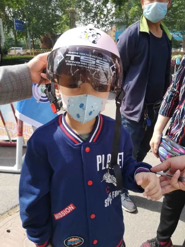 哪里买头盔最便宜,头盔在哪买呀