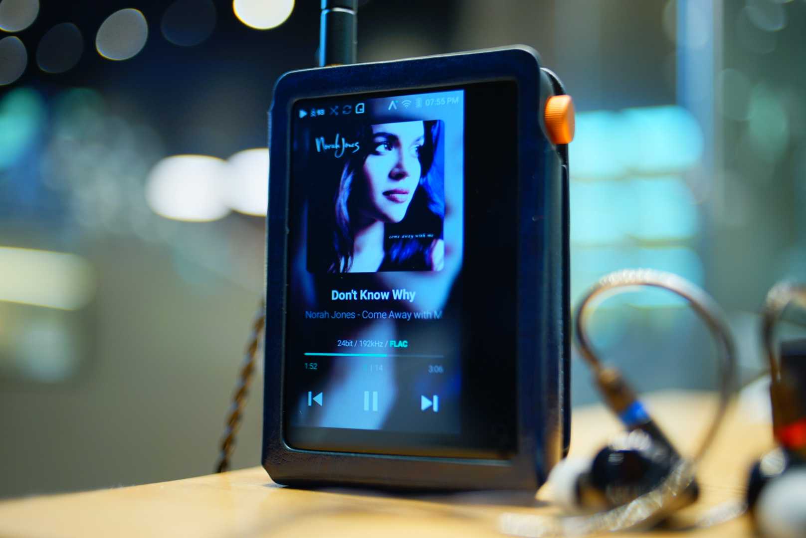 艾利和ct15评测：全球首款ai语音*放播**器，开口就能找到你想听的