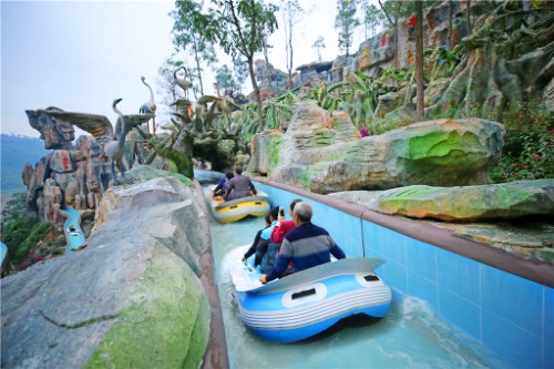 黄果树瀑布可以体验漂流,黄果树洞穴漂流