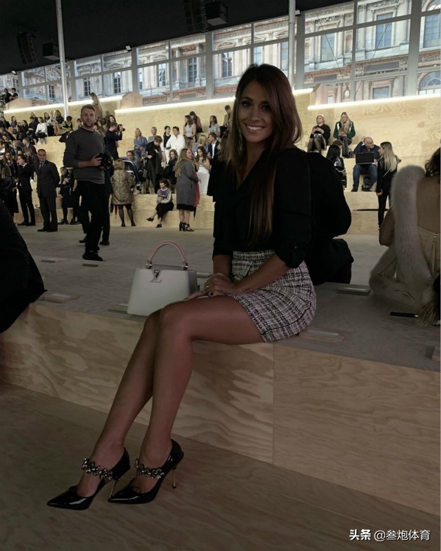 梅西c罗同框为lv拍广告,梅西lv