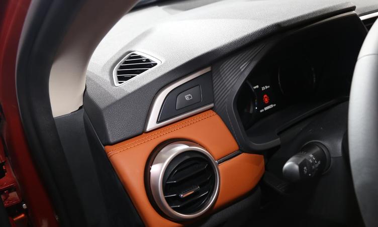 2018款广汽三菱劲炫asx价格,18款献礼版广汽三菱劲炫asx