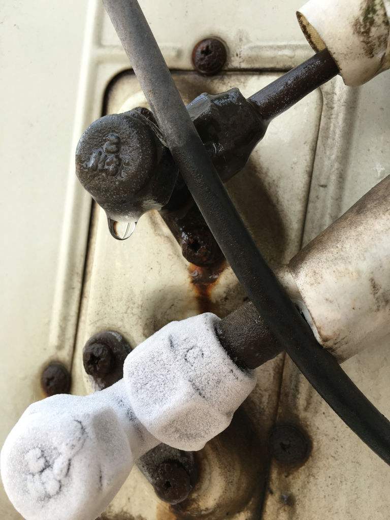 空调有氟利昂但是不制冷怎么办,空调加氟利昂不制冷怎么办