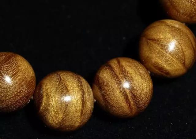 小叶紫檀手串的功效与作用及寓意,108菩提手串有什么寓意和象征