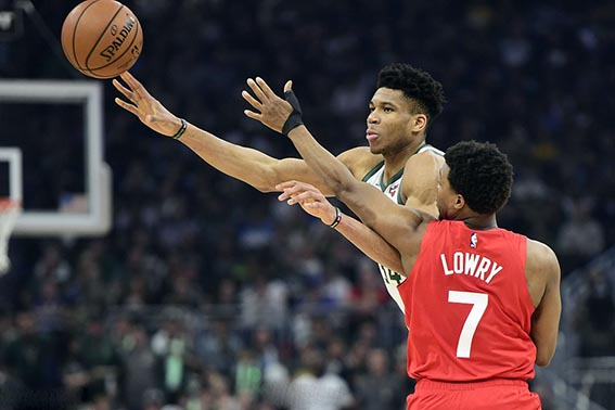 小卡34分快船7连胜登顶西部,小卡35分全场录像