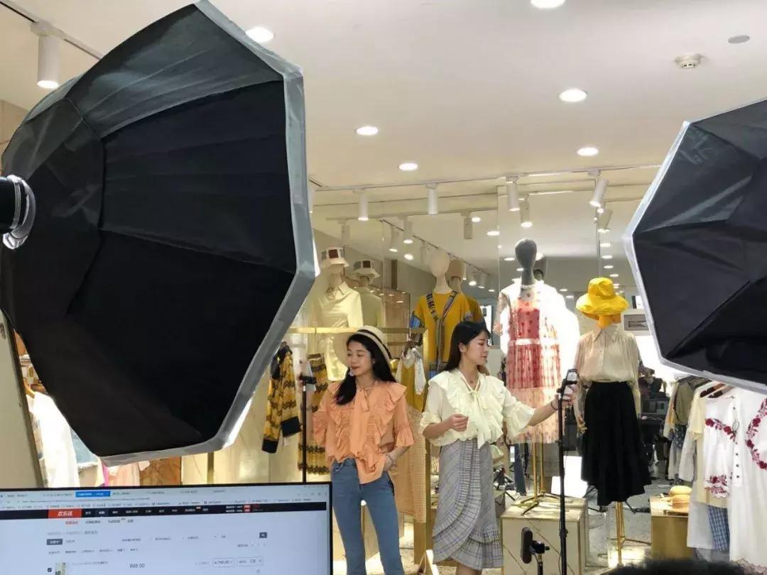 抱紧获利的仓位让利润奔跑,李佳琦带货收益