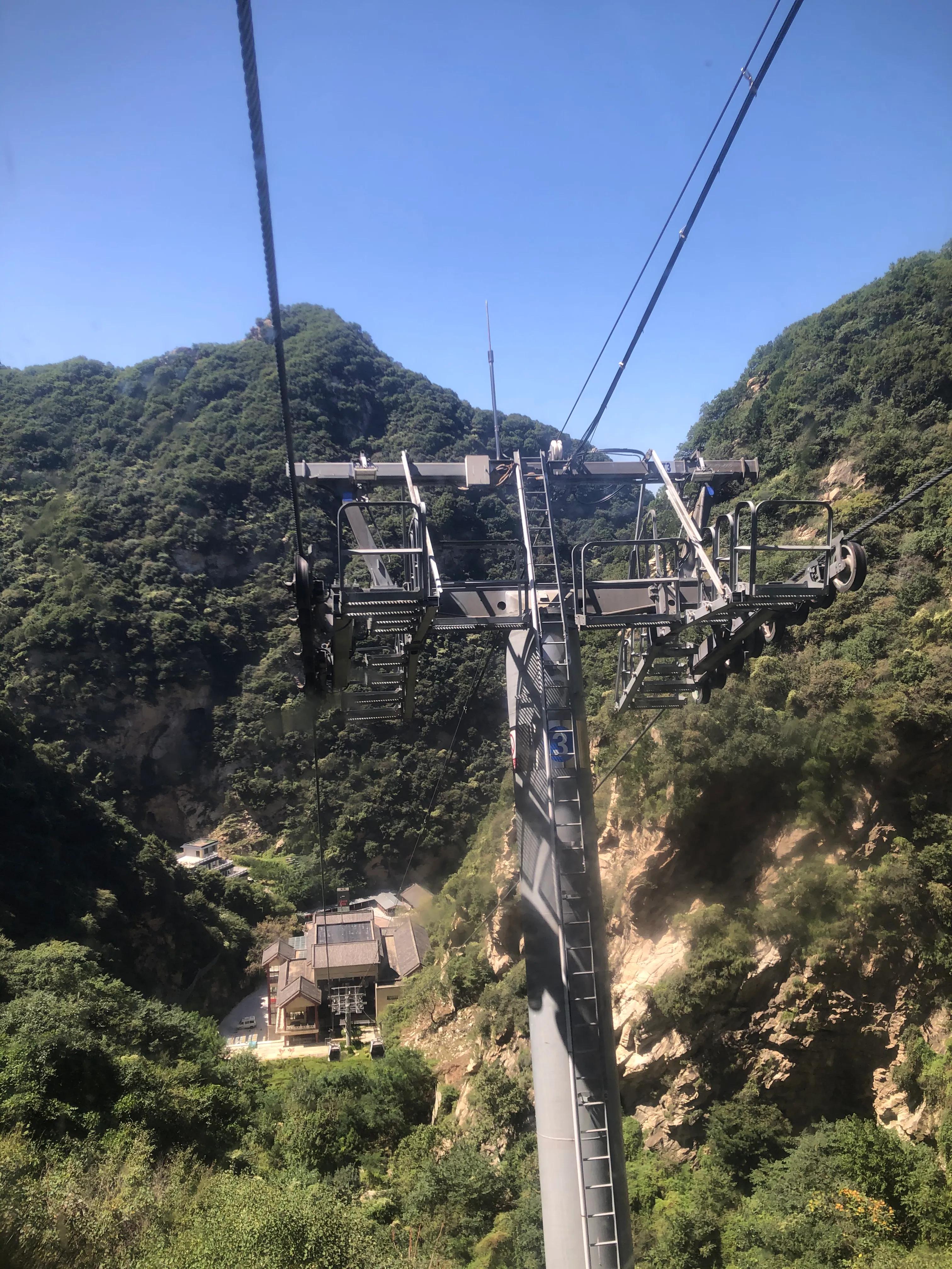 华山高还是秦岭山高,华山和黄山哪个山高