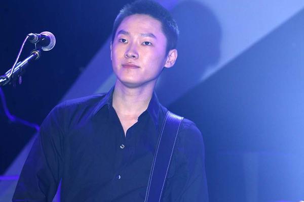 萨顶顶梁博对话,我是唱作人梁博vs萨顶顶