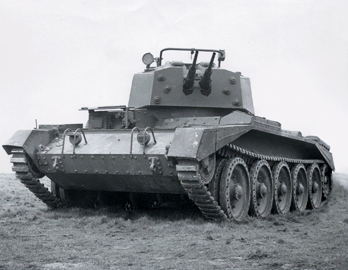 中国新型35毫米自行高炮,世界上第一款自行高炮