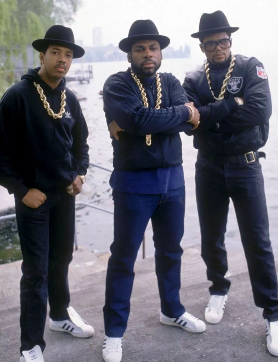 airforce1权志龙鞋带反绑,权志龙同款系鞋带慢教程