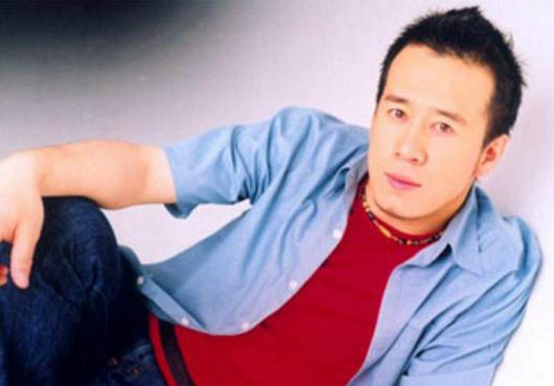 杨坤成名前靠女友工资养活自己,杨坤北漂搬家55次靠前女友养活3年