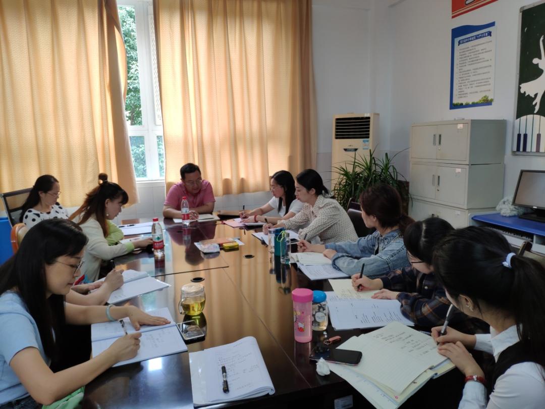 龙泉驿区实验小学：学科专家指方向学科视导助成长