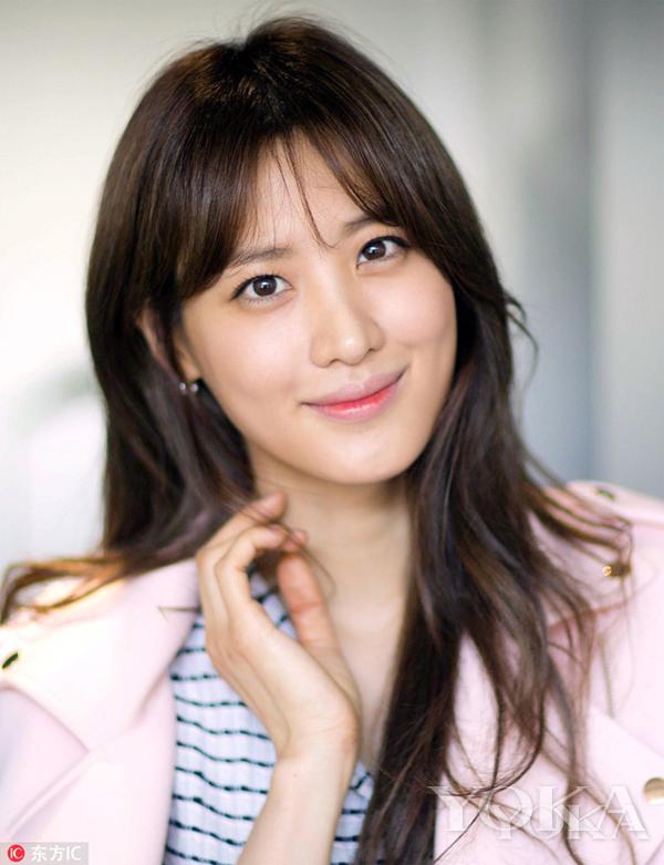 林允最漂亮的唇膏,林允快速化妆变身