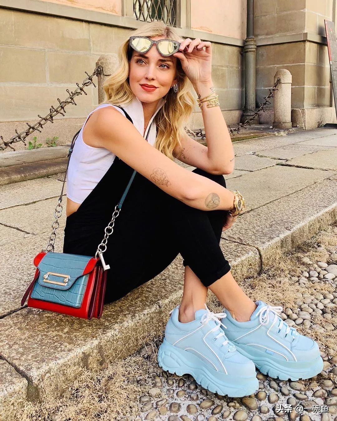 她实现了九亿少女梦寐的婚礼后，带着钻戒来了！酸哭了