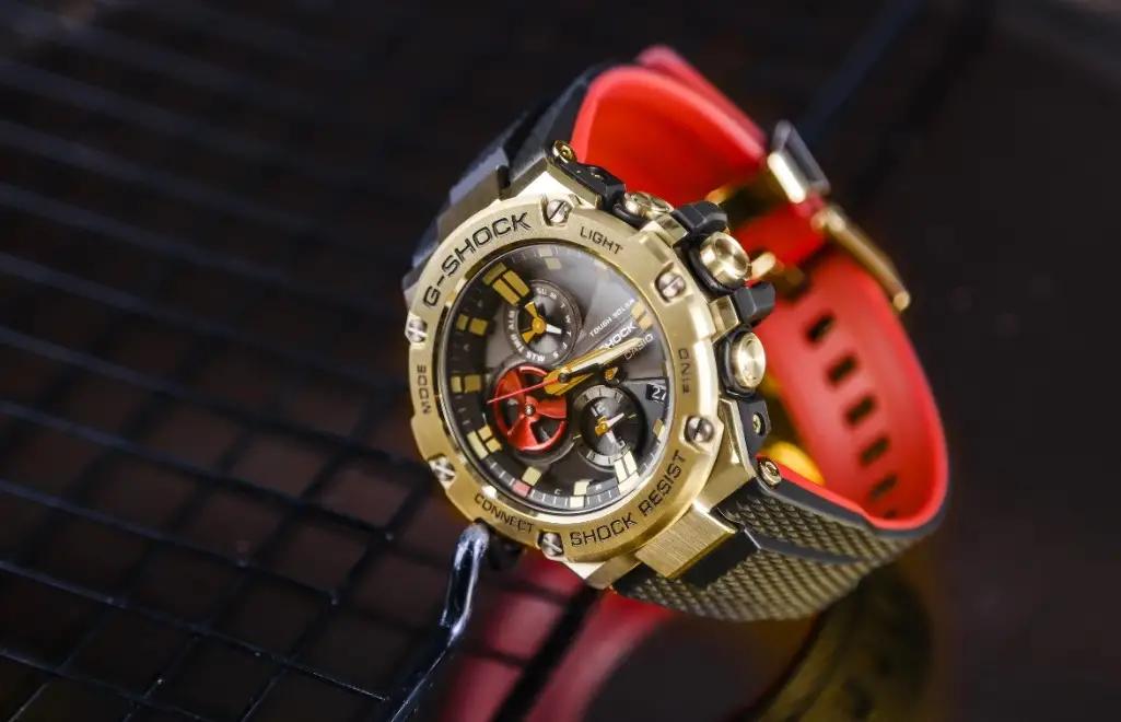 卡西欧八村塁手表如何看电量,卡西欧八村塁联名款手表怎么调试