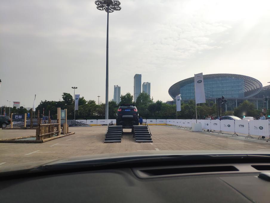 路虎发现神行2018款240psse版,路虎发现运动版沉浸式体验