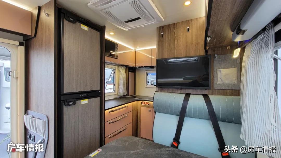 便宜又好的b型四驱房车推荐,性价比最高的四驱越野房车推荐