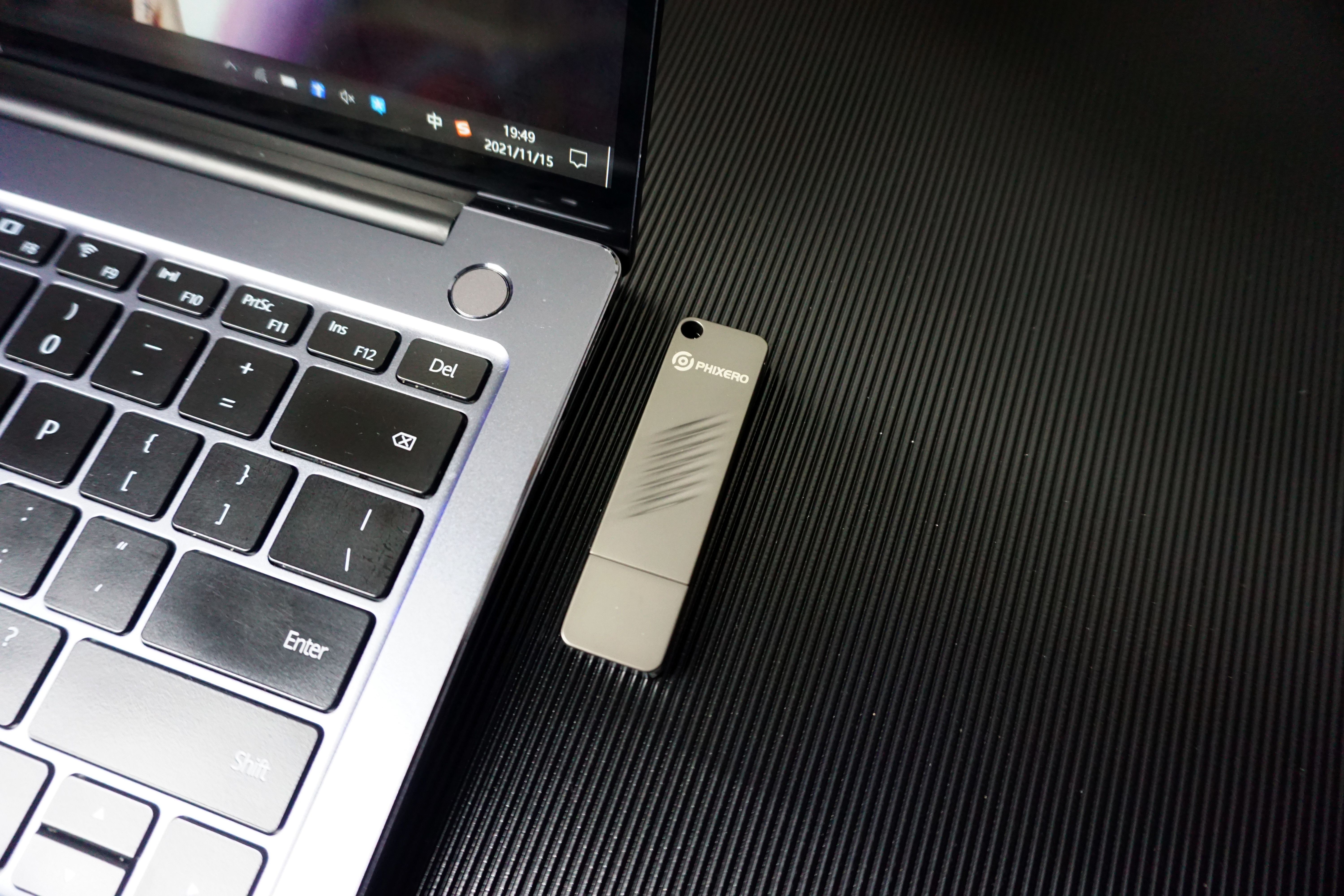 1T的U盘你使用过吗？斐数闪存U盘读写每秒550MB真香