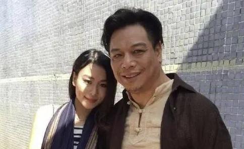 李健仁貌美如花,如花李健仁年轻的时候颜值