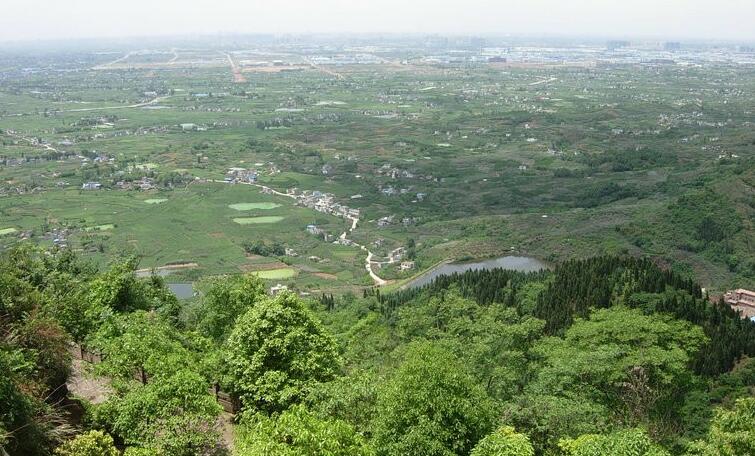 龙泉龙椅山植物园一日游,成都龙泉山最佳观景地方