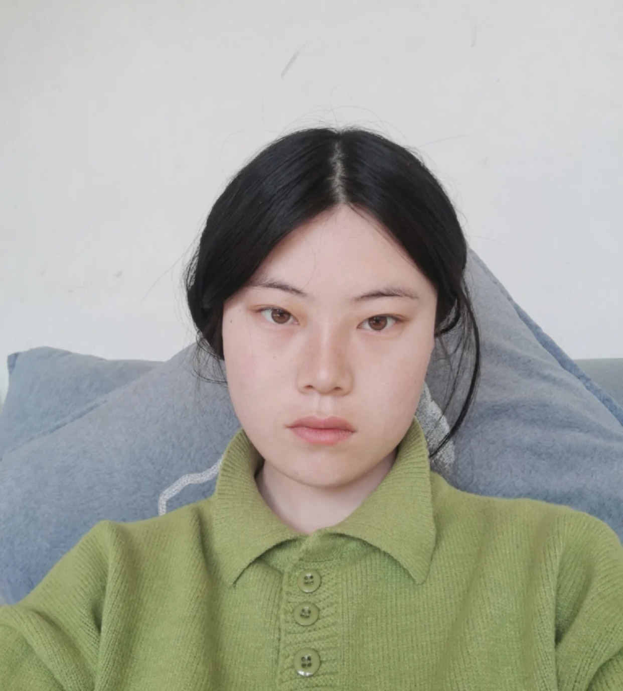 介于杏眼和桃花眼之间的眼型,狐狸眼和桃花眼的眼型有什么区别