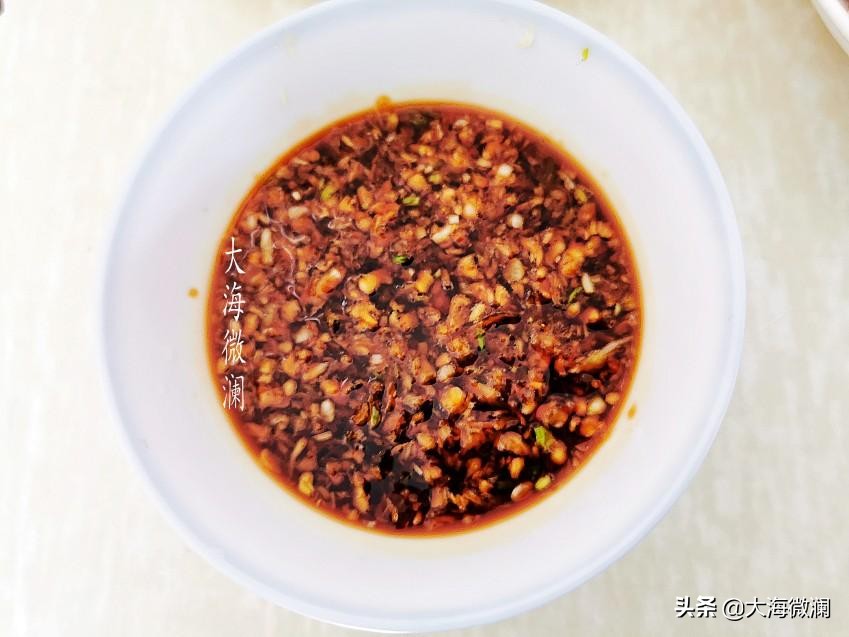 东北的杀猪菜竟然这么下饭,东北杀猪菜蘸的蒜泥怎么做