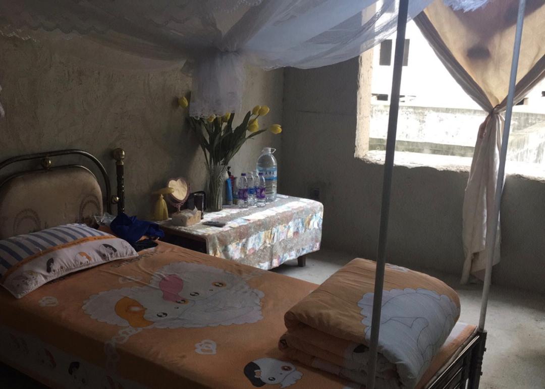 住在烂尾楼的日子,烂尾楼七年