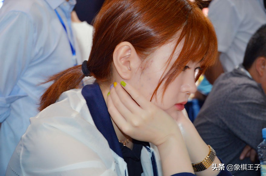 女子象棋大师何媛调虎离山,何媛象棋大师经典杀局