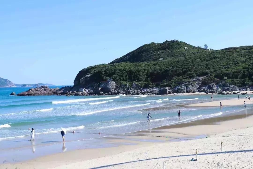 深圳小梅沙海滩在哪里,深圳小梅沙海滩