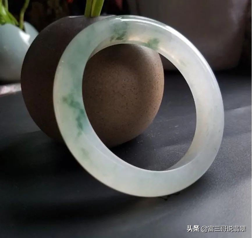 糯种翡翠的鉴别方法,翡翠糯种细化怎么区分