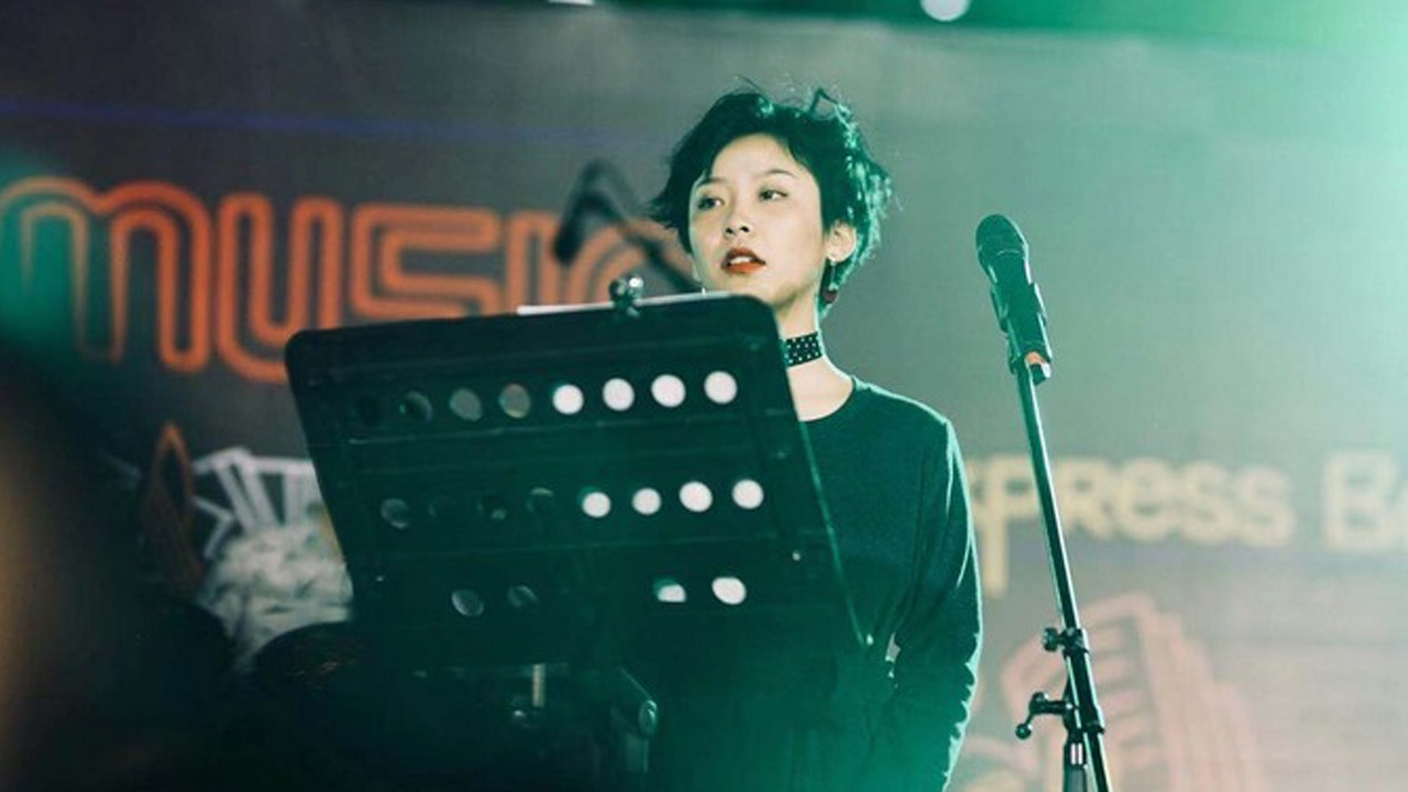 五大好听的流行热歌，背后励志的故事，总有一首会让你喜欢