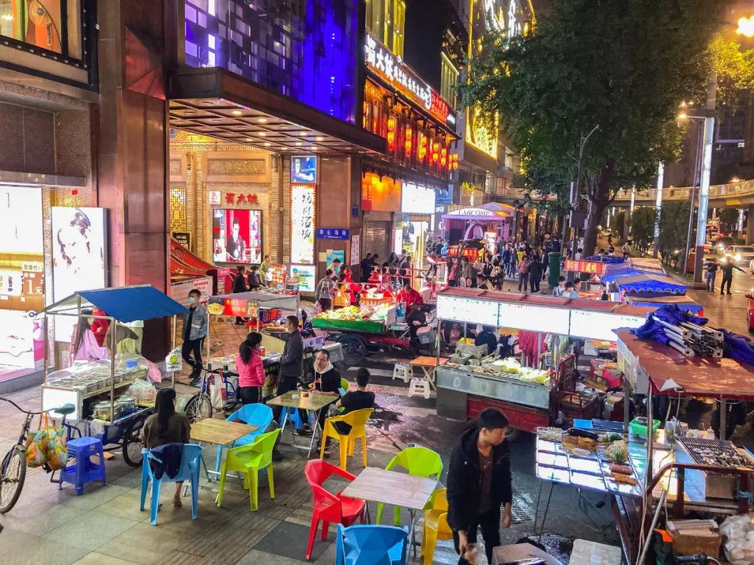 成都美食游最佳攻略,在成都不吃辣应该怎么享用美食