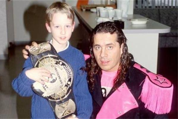 被对手电晕，踢断脖子，差点摔死，WWE也有动真格的时候