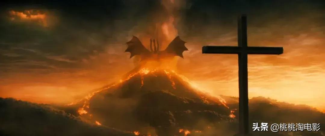 全程高燃，没想到好莱坞拍了部怪兽版“复联”