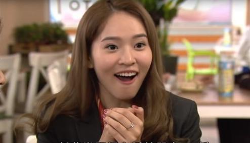 杨嘉欣年轻照片,杨嘉欣家庭