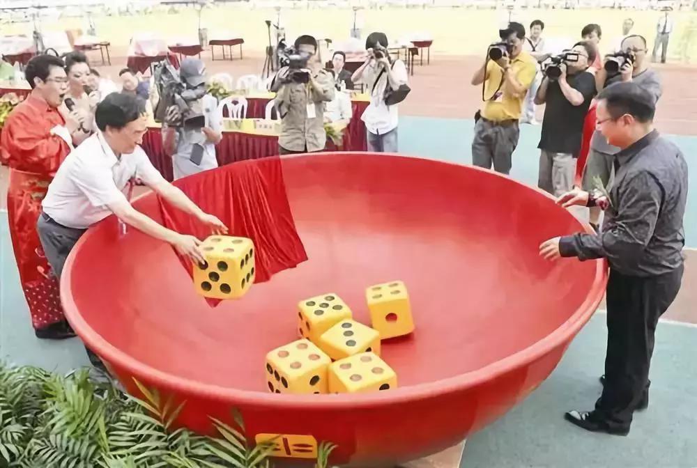 漳州和厦门全面对比,漳州和厦门经济比拼